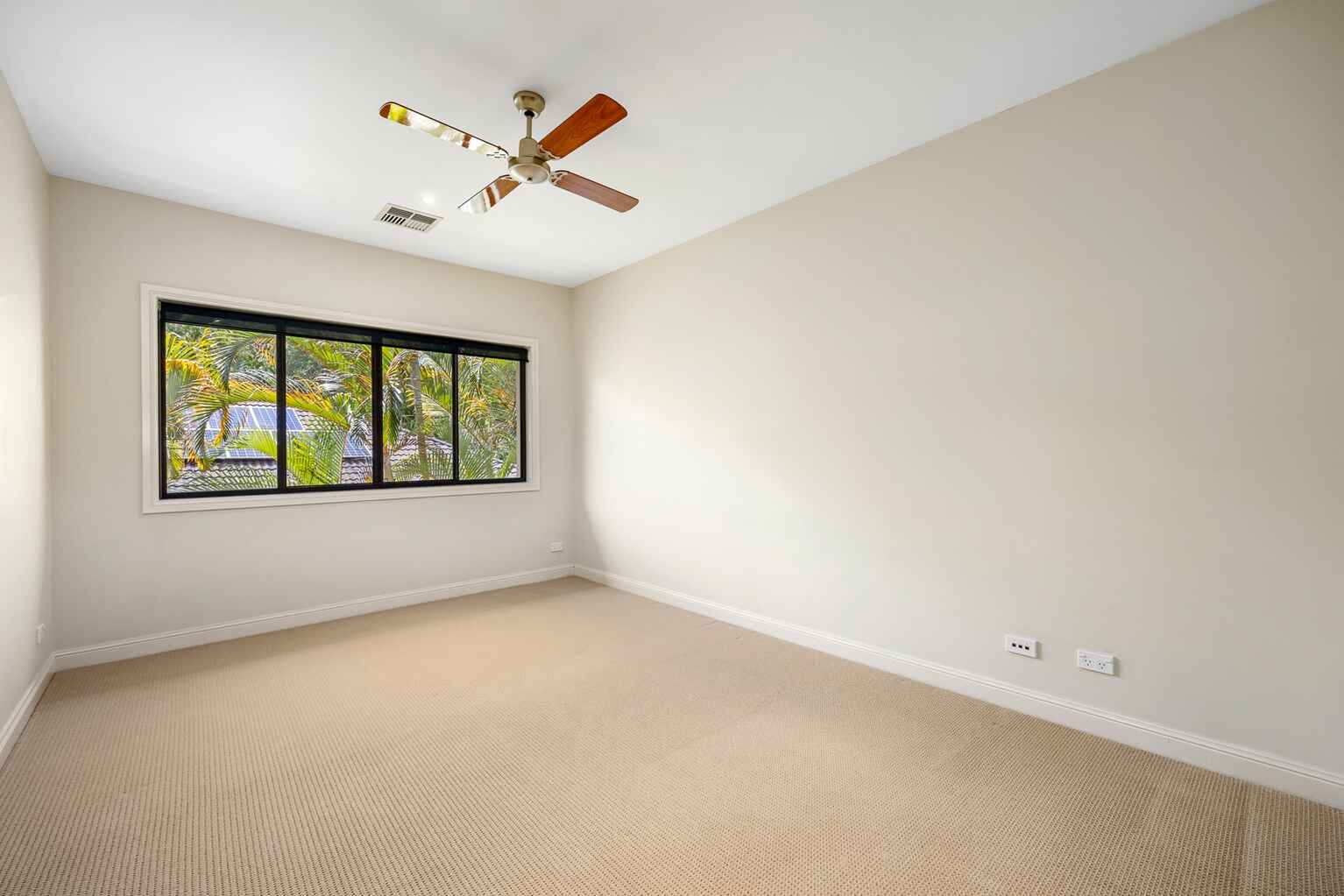 10 Putters Lane Peregian Springs