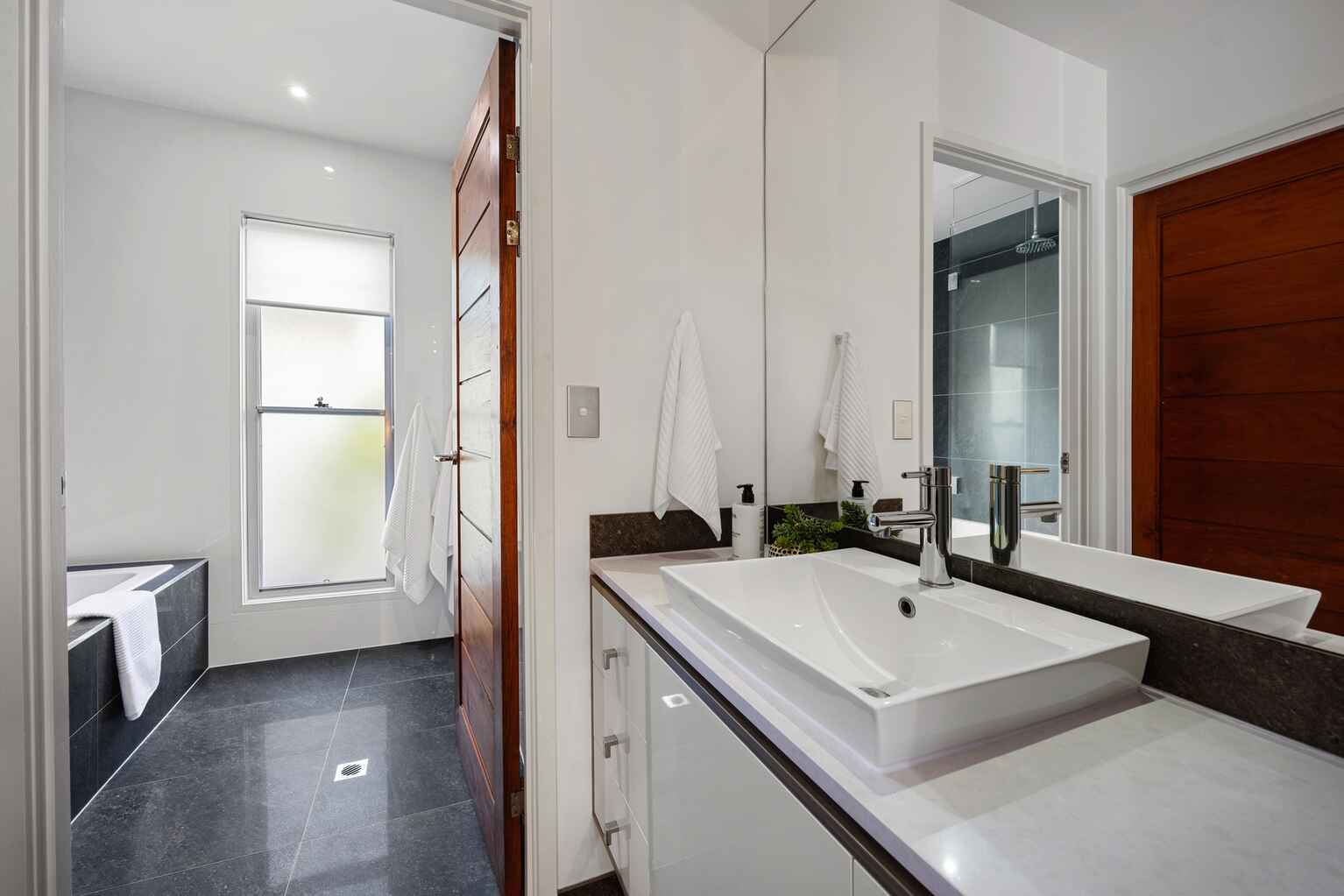 27 Boardrider Crescent Mount Coolum