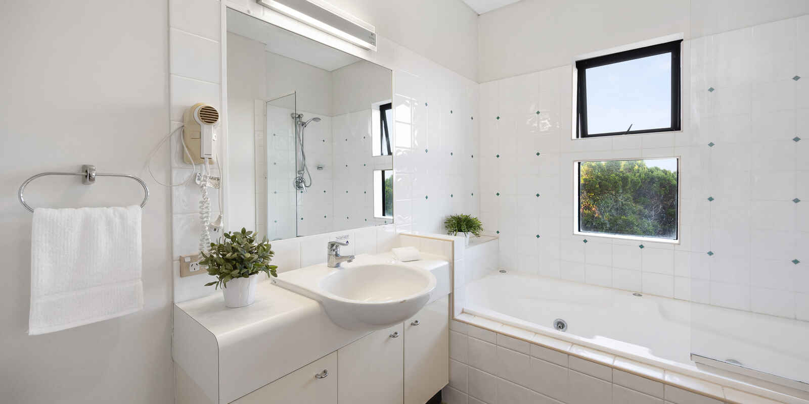 Bay 26/1 Terrace Coolum Beach