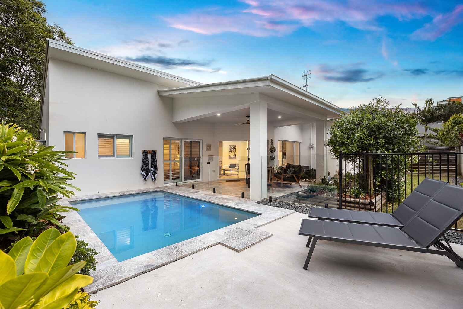 30 Donegal Drive Yaroomba 30 Donegal Drive Yaroomba