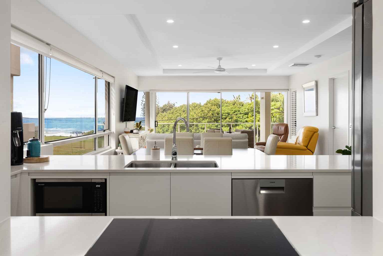 Andrew 2/11 Street Point Arkwright Andrew 2/11 Street Point Arkwright