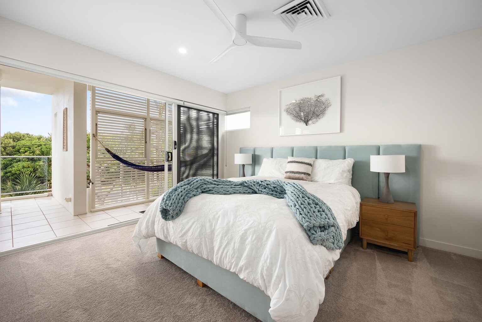 Andrew 2/11 Street Point Arkwright Andrew 2/11 Street Point Arkwright