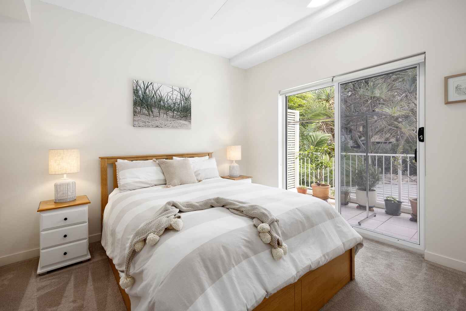 Andrew 2/11 Street Point Arkwright Andrew 2/11 Street Point Arkwright