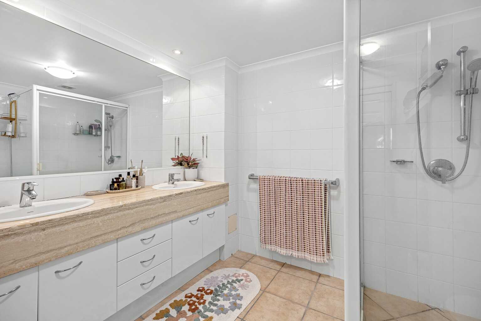 2/23 Beach Road Coolum Beach