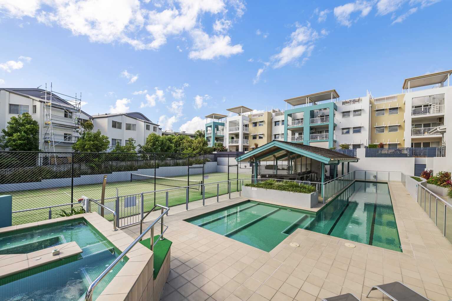 2/23 Beach Road Coolum Beach