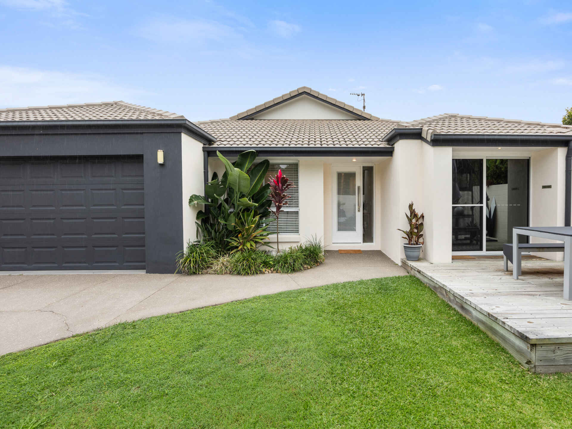 2205 David Low Way Peregian Beach