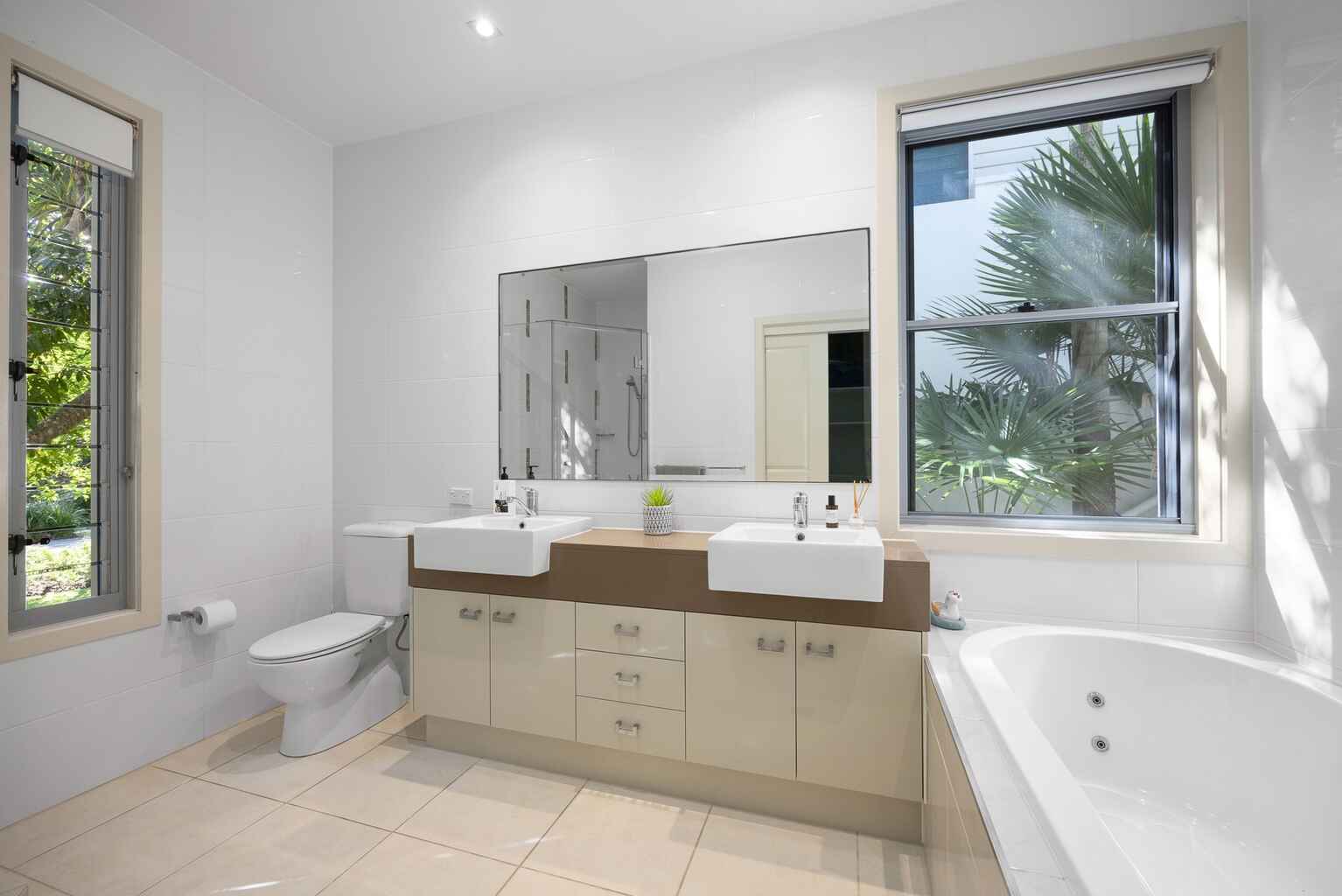 12 Sunset Beach Avenue Yaroomba 12 Sunset Beach Avenue Yaroomba