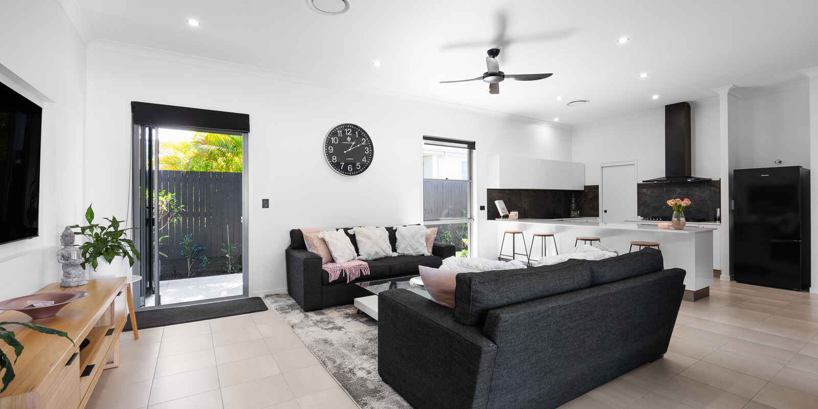 16 Selkirk Way Peregian Springs