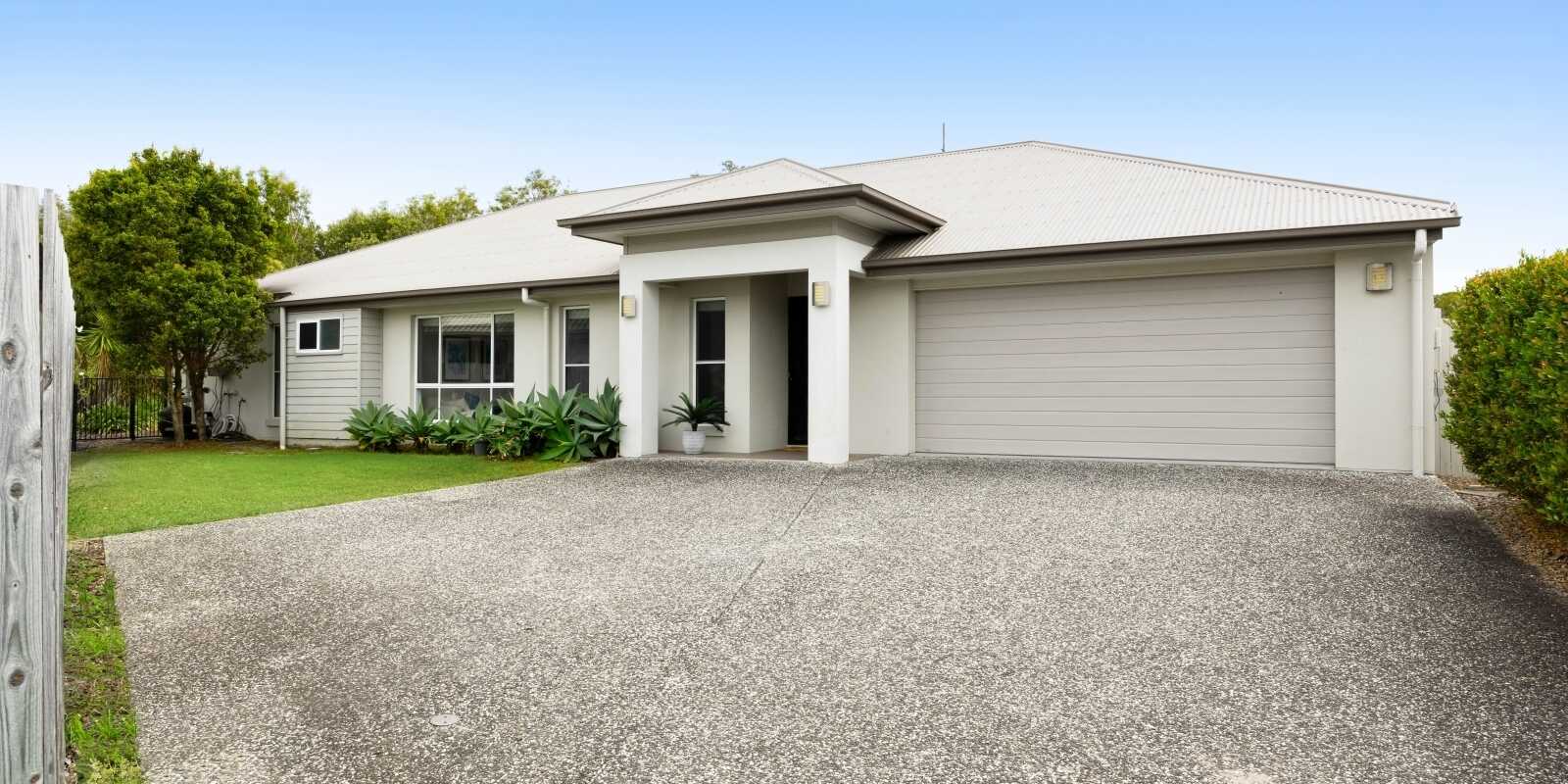 4 Hampton Court Peregian Springs 4 Hampton Court Peregian Springs