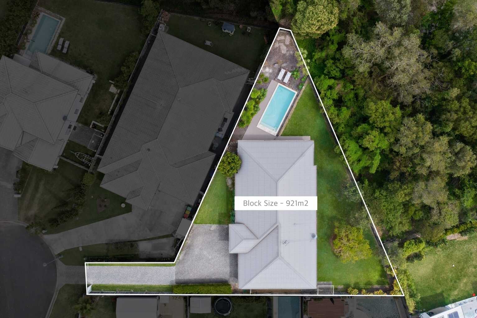 4 Hampton Court Peregian Springs 4 Hampton Court Peregian Springs