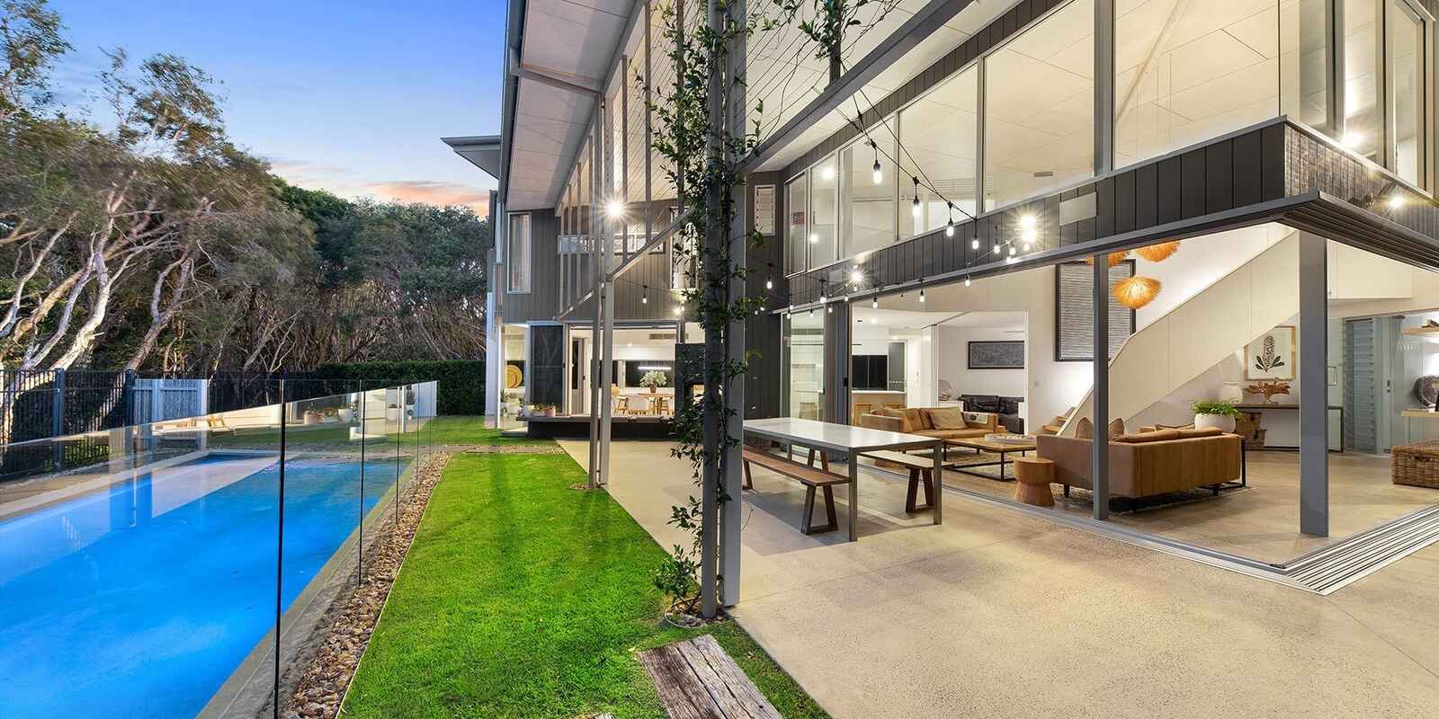 25 Whitehaven Parade Yaroomba