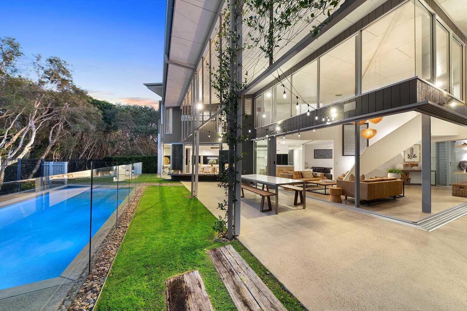 25 Whitehaven Parade Yaroomba