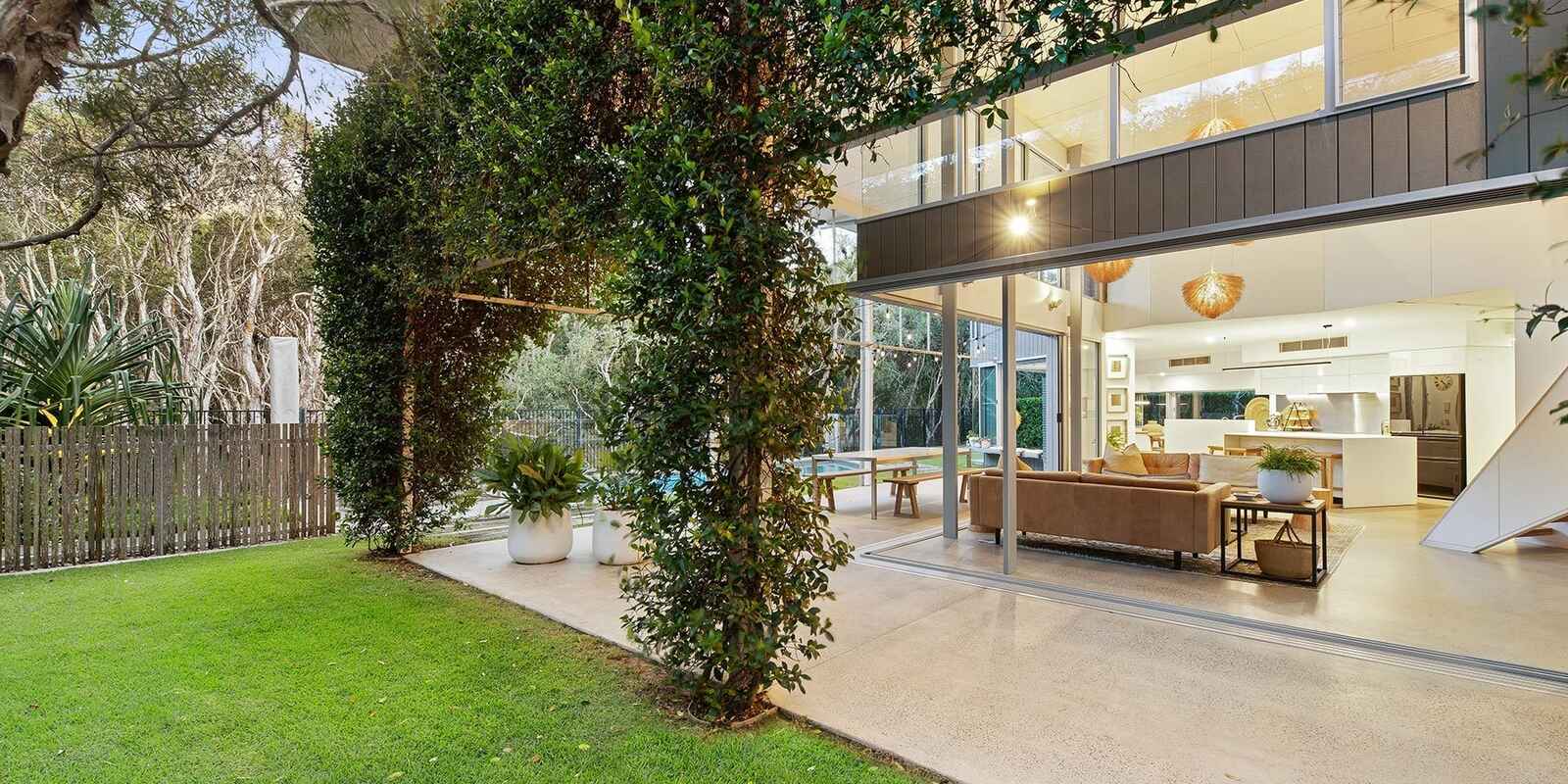 25 Whitehaven Parade Yaroomba