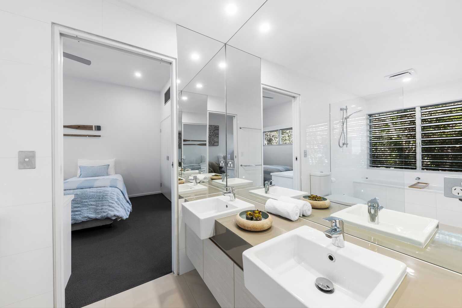 25 Whitehaven Parade Yaroomba