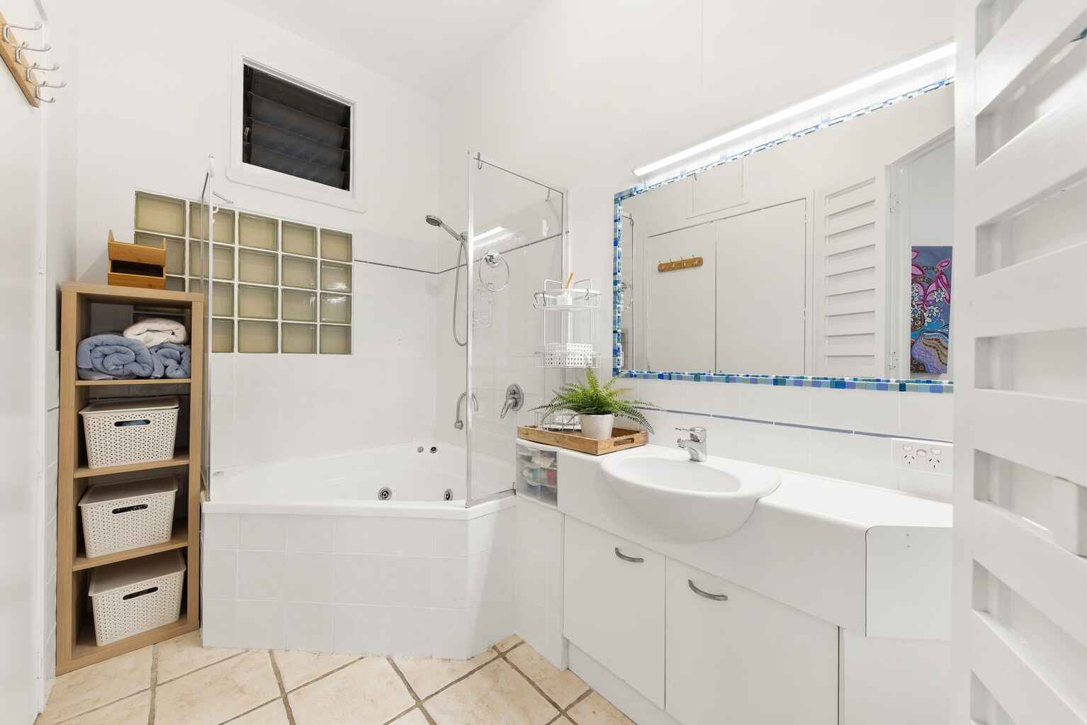 2/1768 David Low Way Coolum Beach