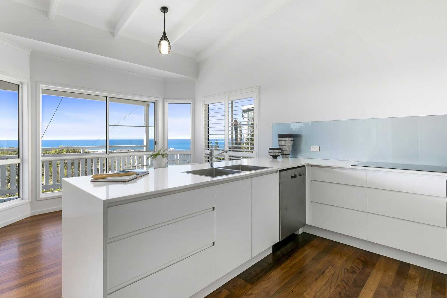 1568 David Low Way Point Arkwright