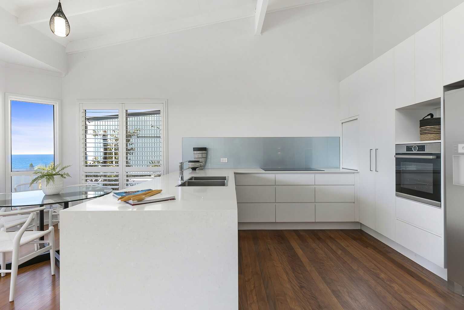 1568 David Low Way Point Arkwright