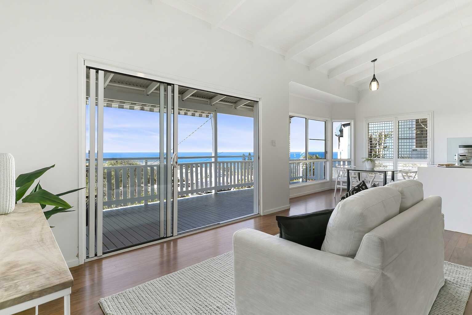 1568 David Low Way Point Arkwright