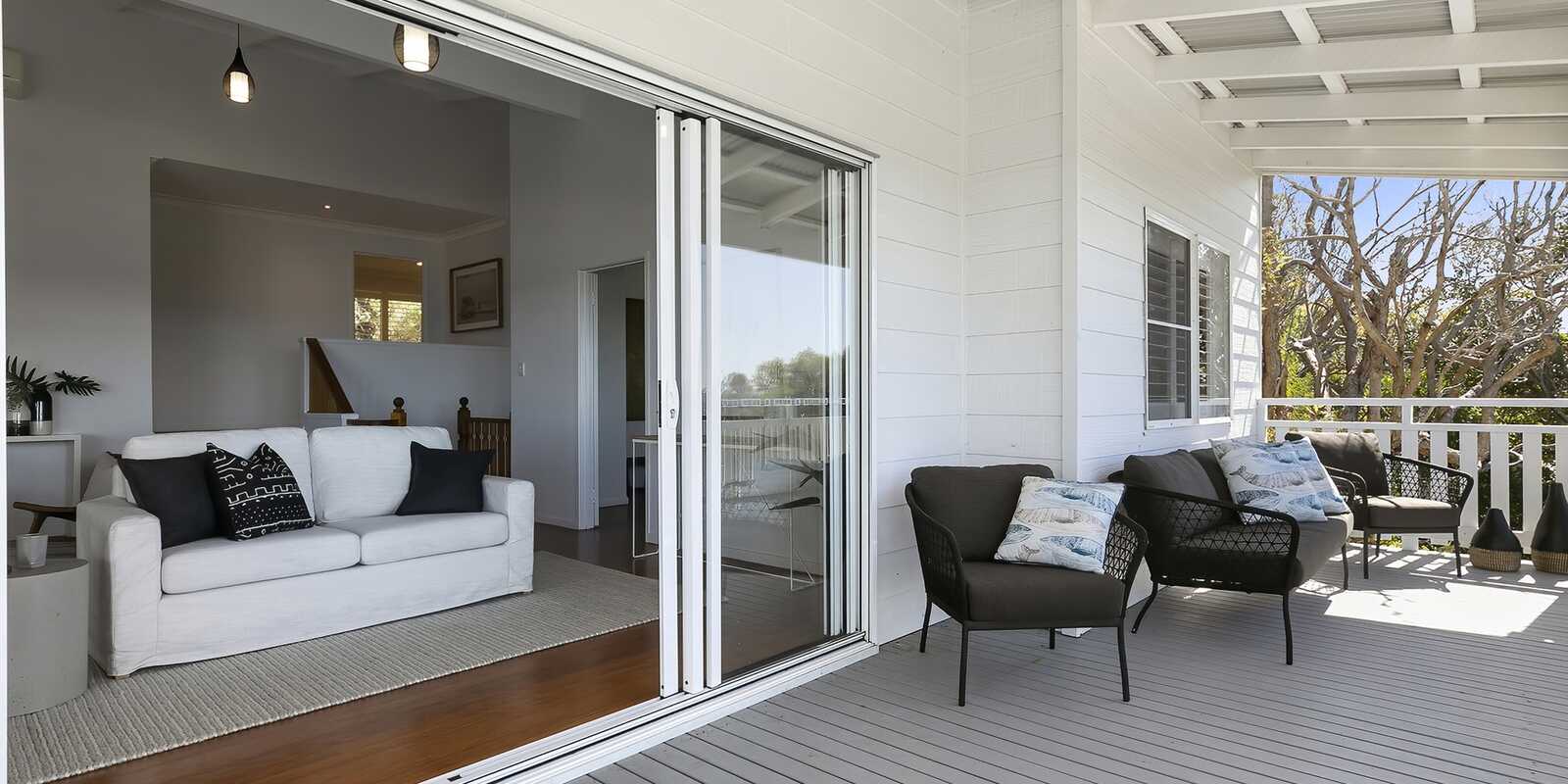 1568 David Low Way Point Arkwright