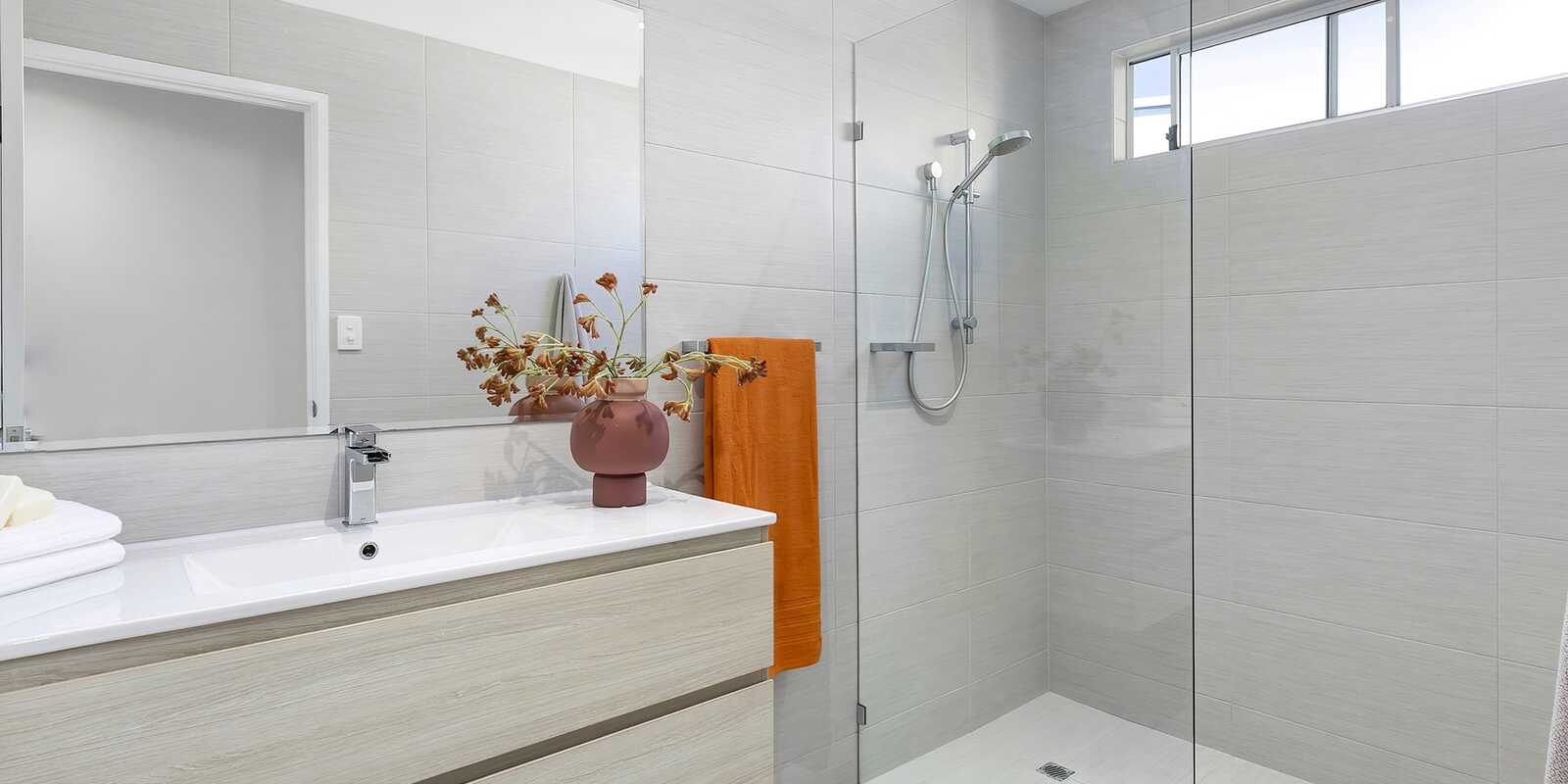 1568 David Low Way Point Arkwright