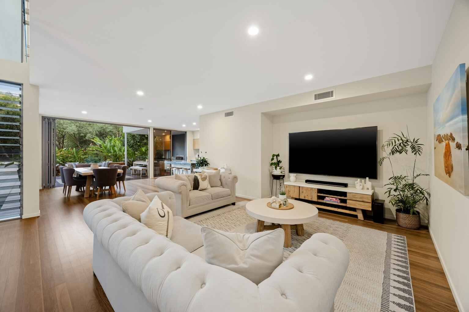 5 Whitehaven Parade Yaroomba 5 Whitehaven Parade Yaroomba