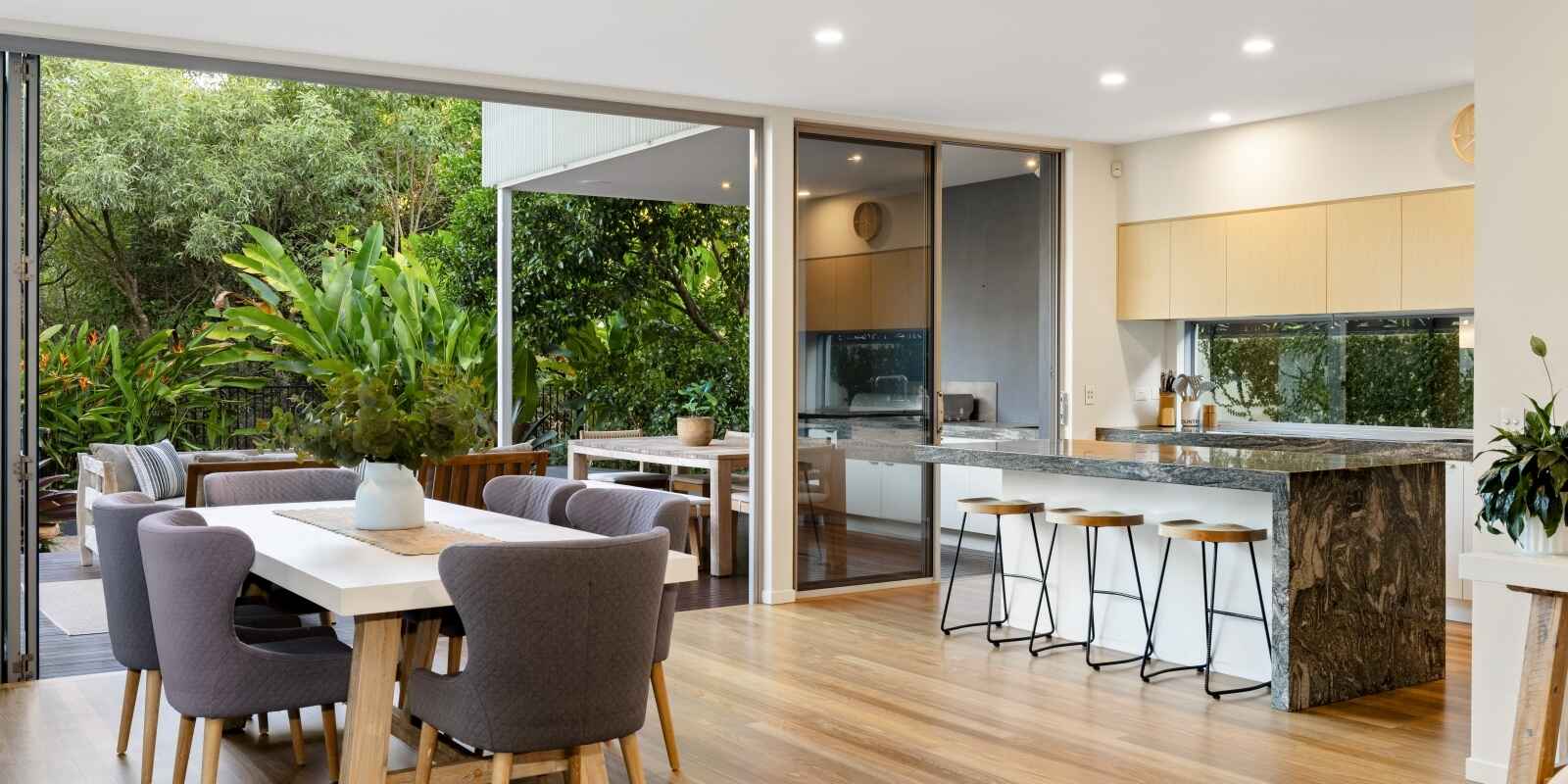 5 Whitehaven Parade Yaroomba 5 Whitehaven Parade Yaroomba