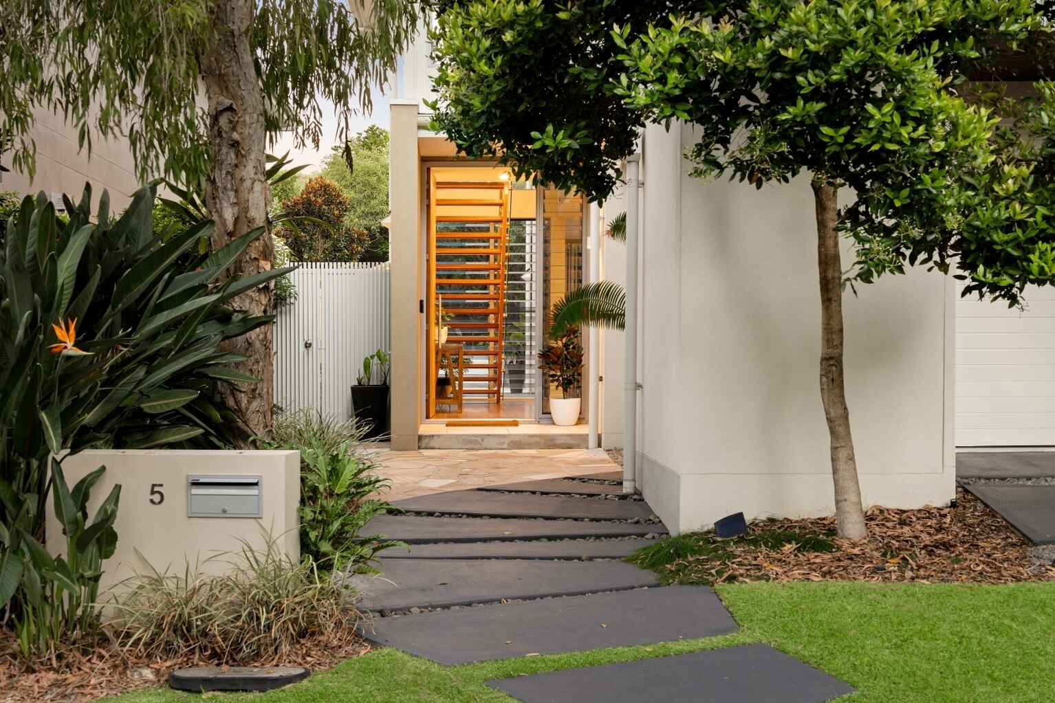 5 Whitehaven Parade Yaroomba 5 Whitehaven Parade Yaroomba