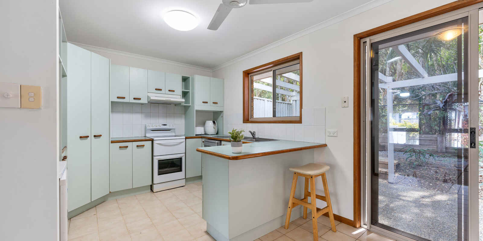 1/10 Wales Court Mount Coolum