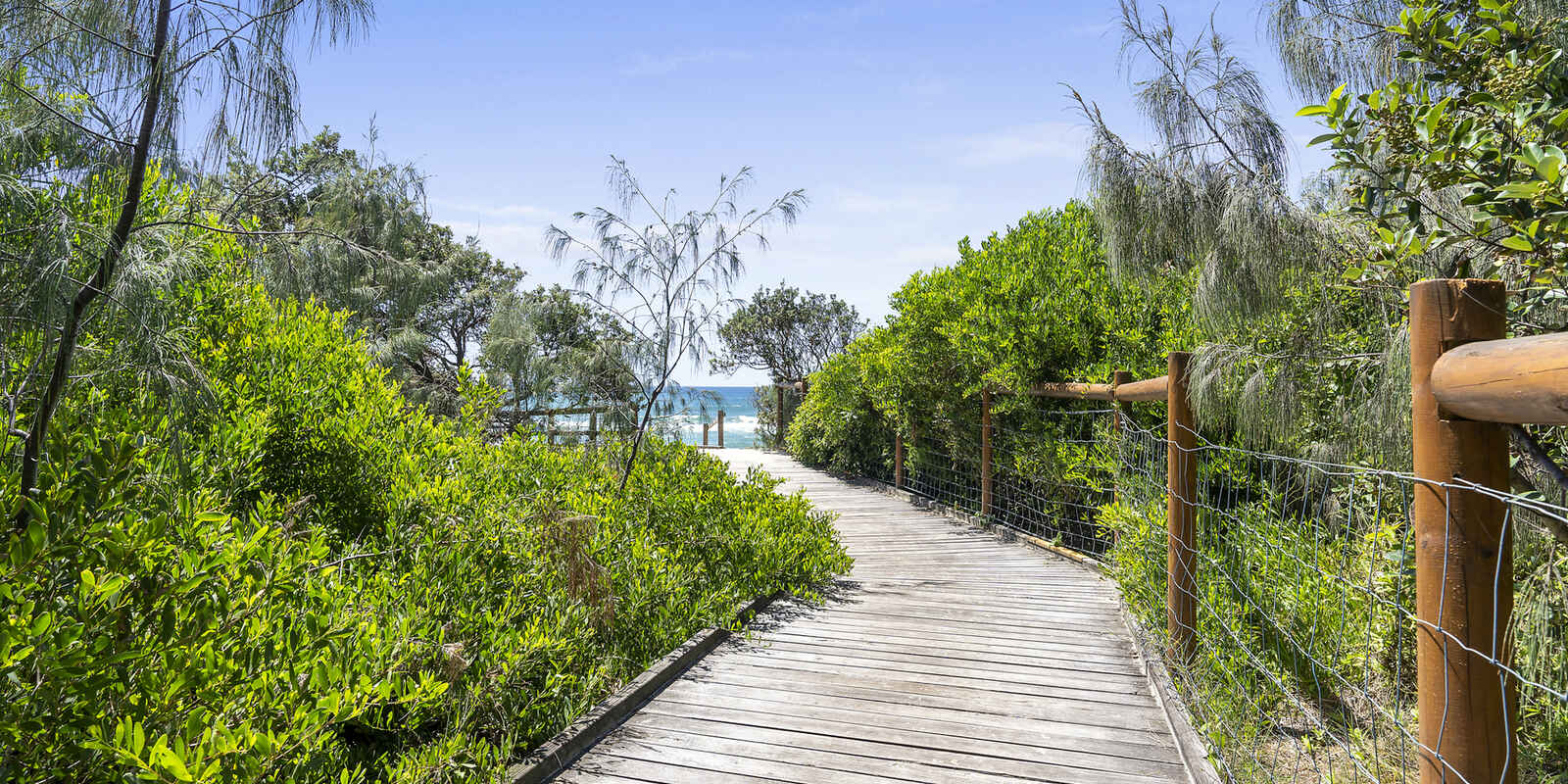 1/10 Wales Court Mount Coolum