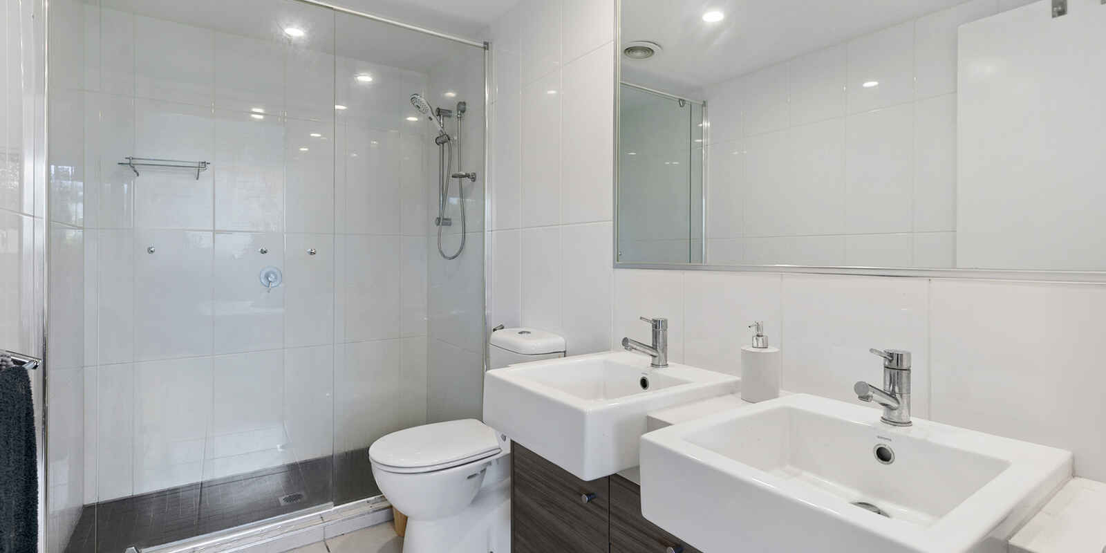 2104/27 Boardwalk Boulevard Mount Coolum