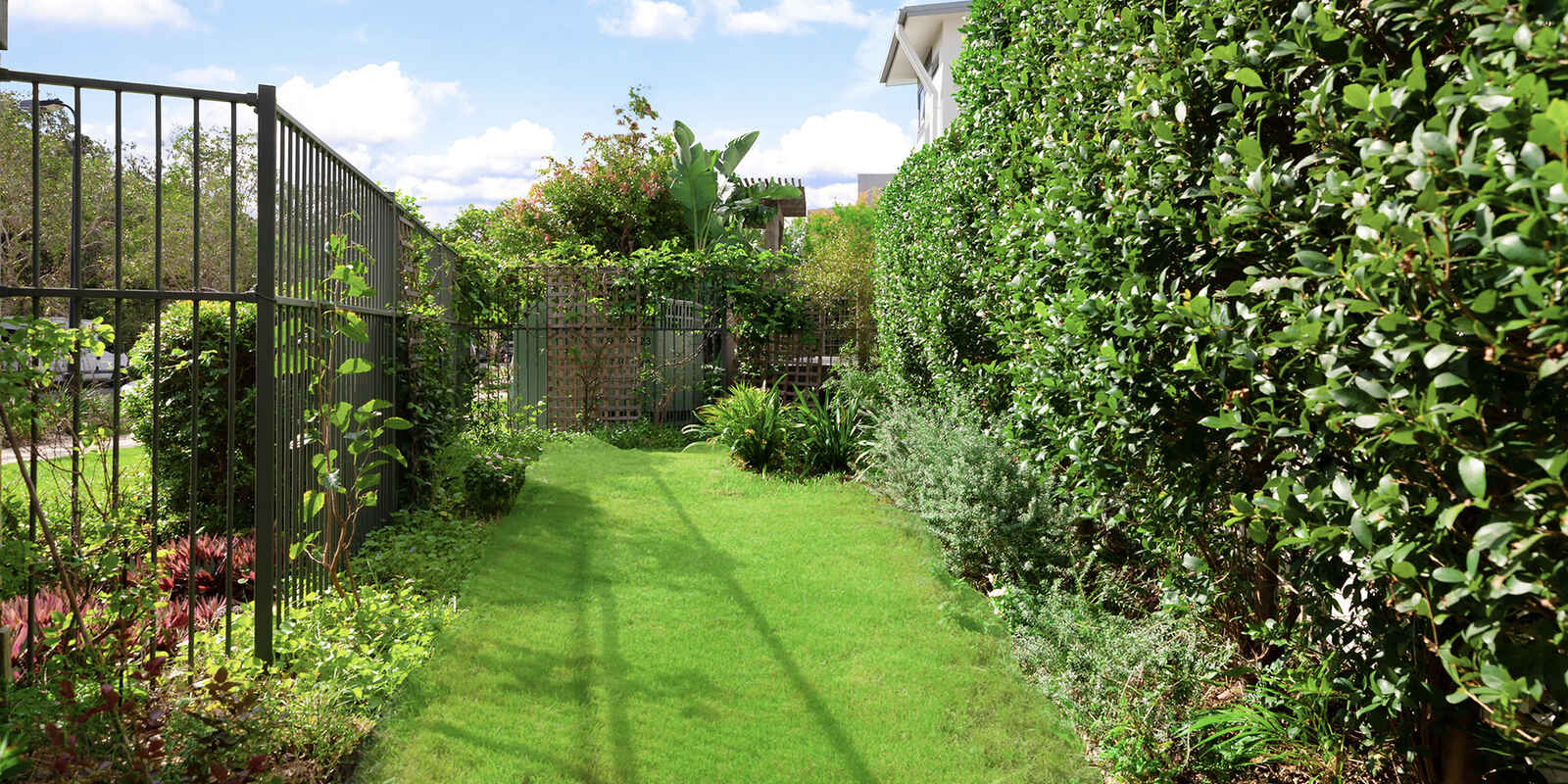 2104/27 Boardwalk Boulevard Mount Coolum