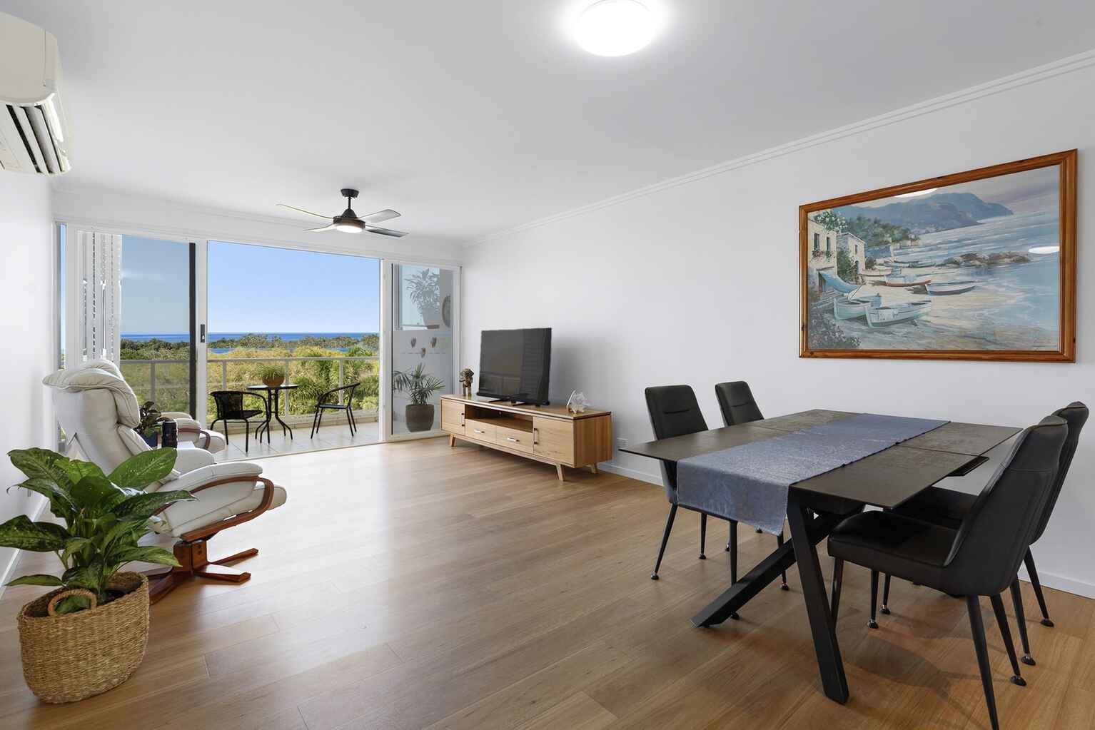 34/1864-1870 David Low Way Coolum Beach