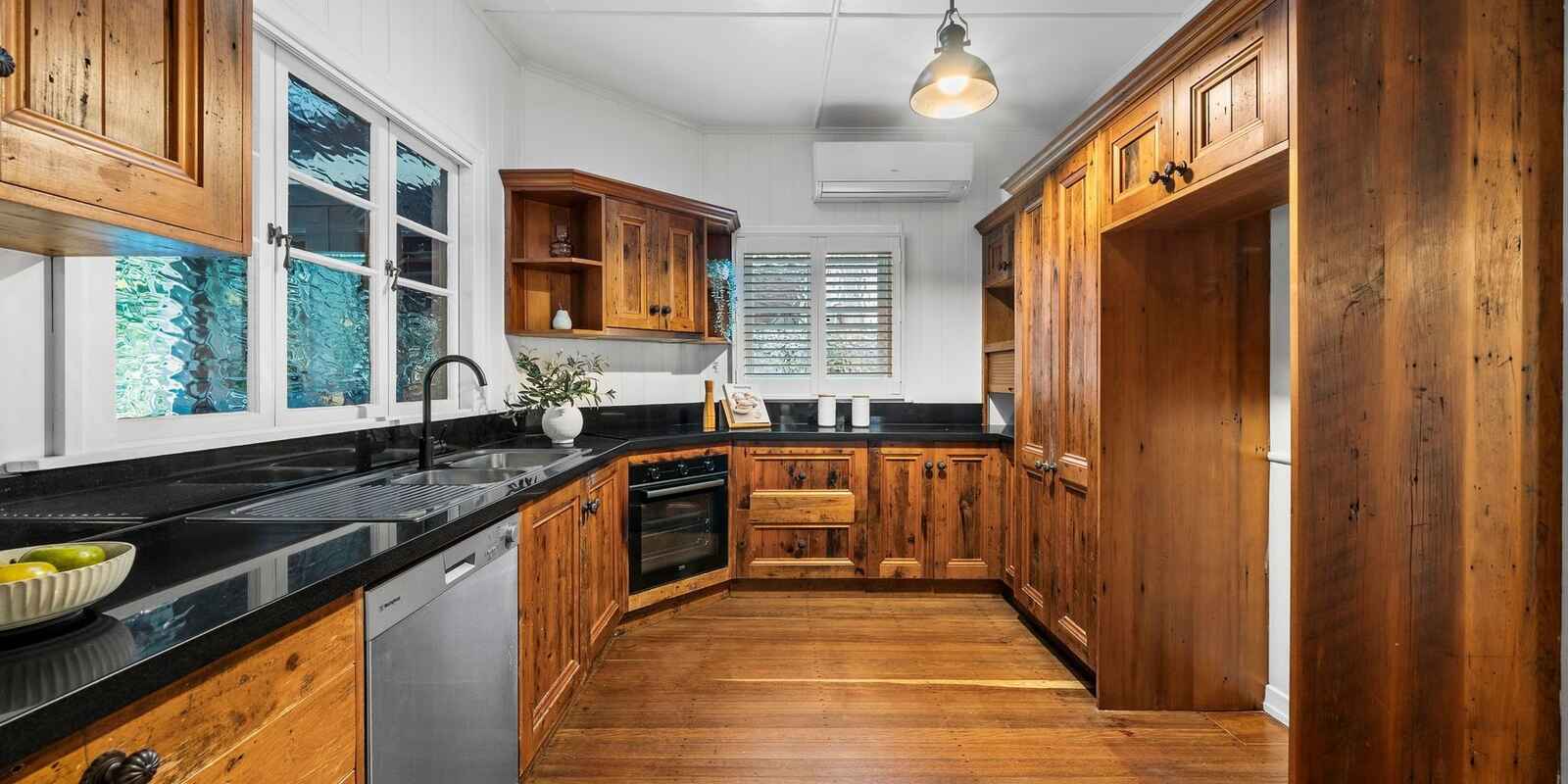 46 Neurum Road Point Arkwright 46 Neurum Road Point Arkwright