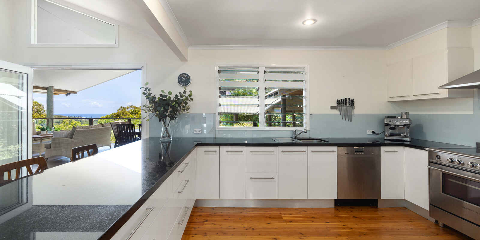 16 Mountain Rise Court Mount Coolum