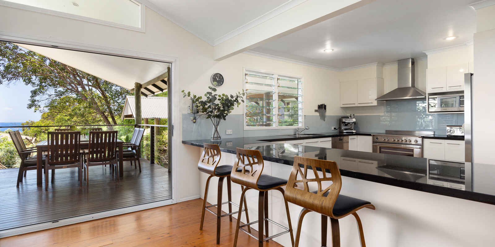16 Mountain Rise Court Mount Coolum