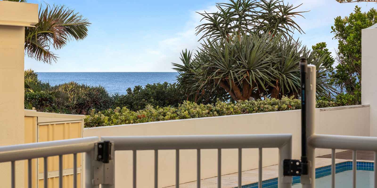 4/1768 David Low Way Coolum Beach