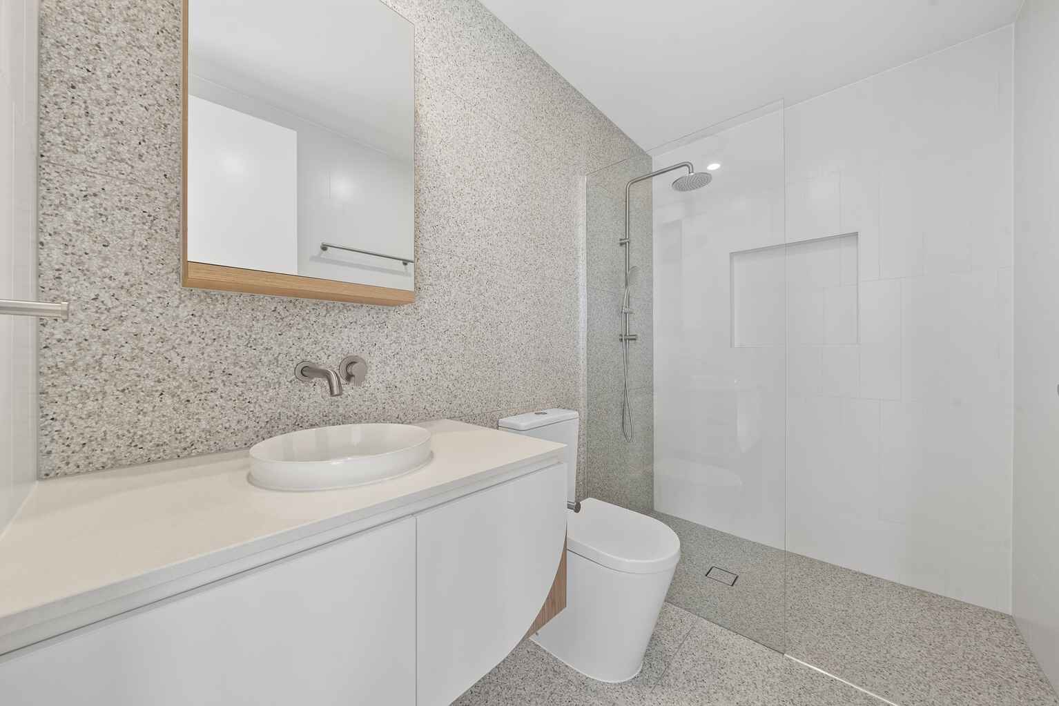 21/6 Barrel Street Bokarina