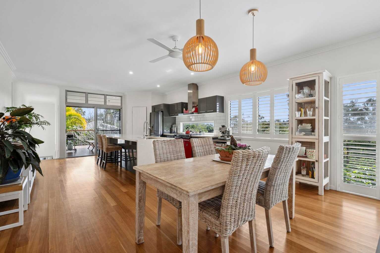 6 Coral Place Mount Coolum