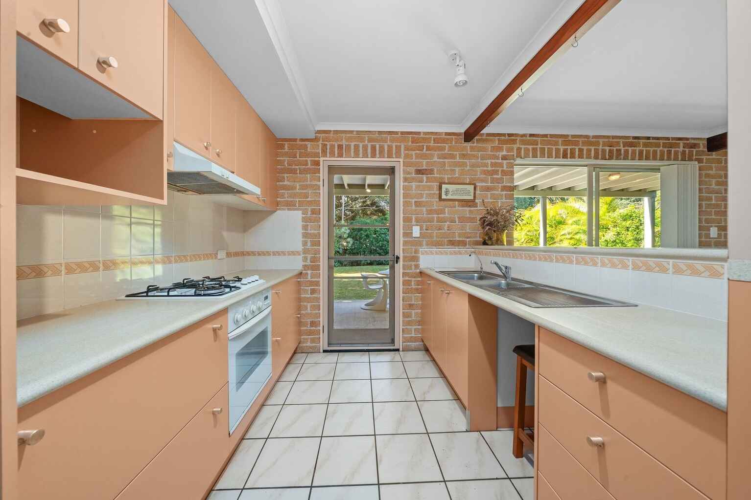 18 Warran Road Yaroomba