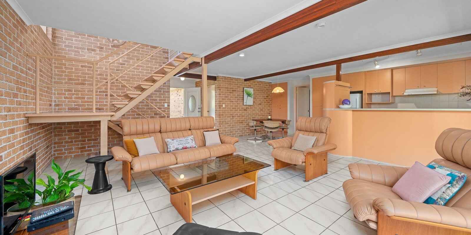 18 Warran Road Yaroomba