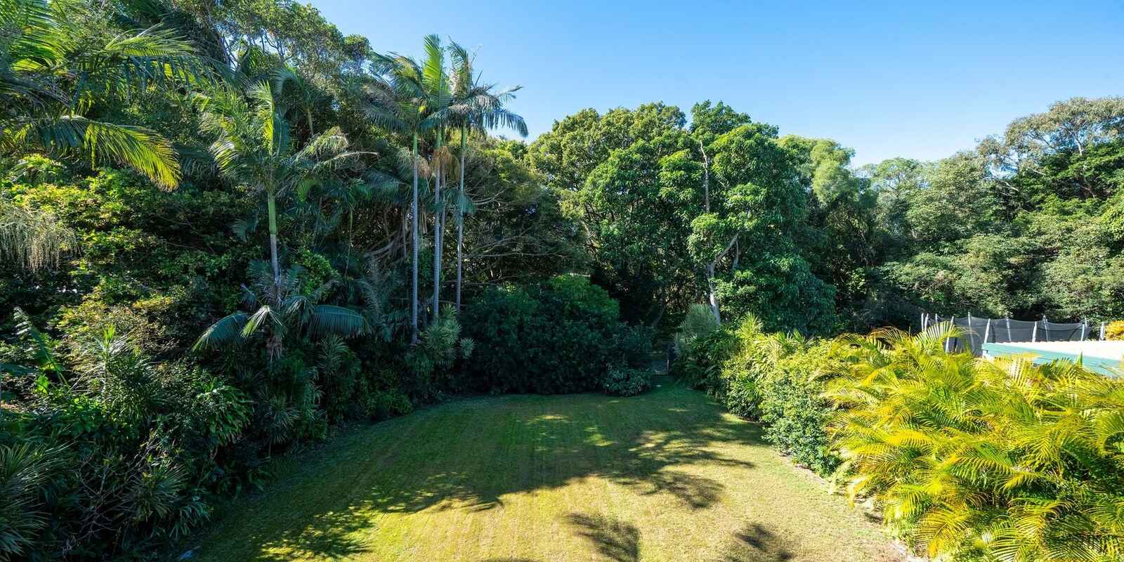 18 Warran Road Yaroomba