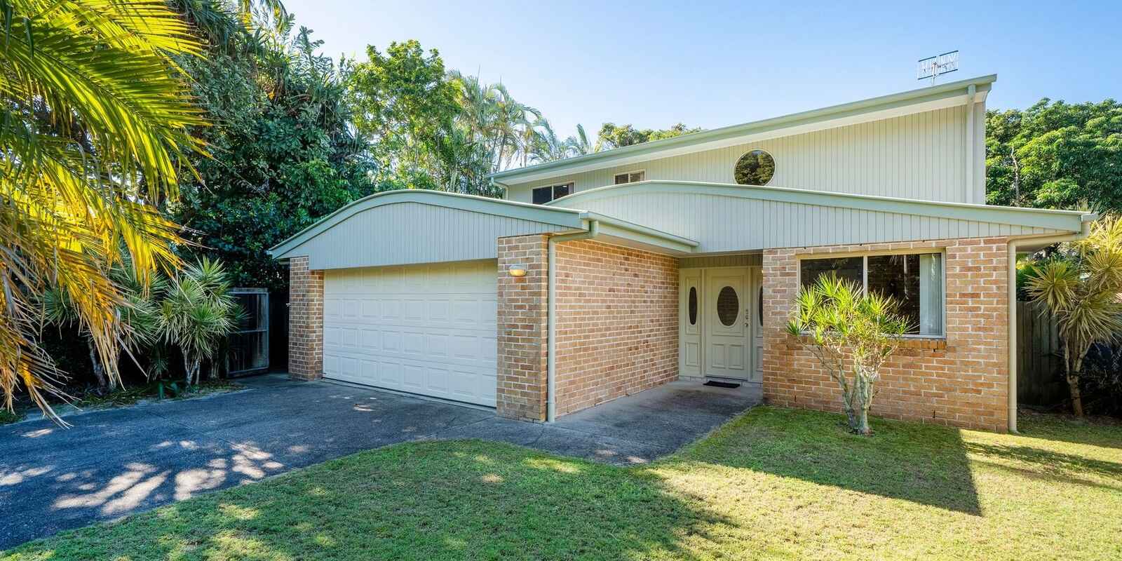 18 Warran Road Yaroomba