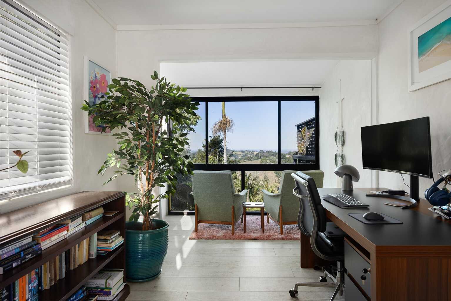 20 Maple Avenue Mapleton