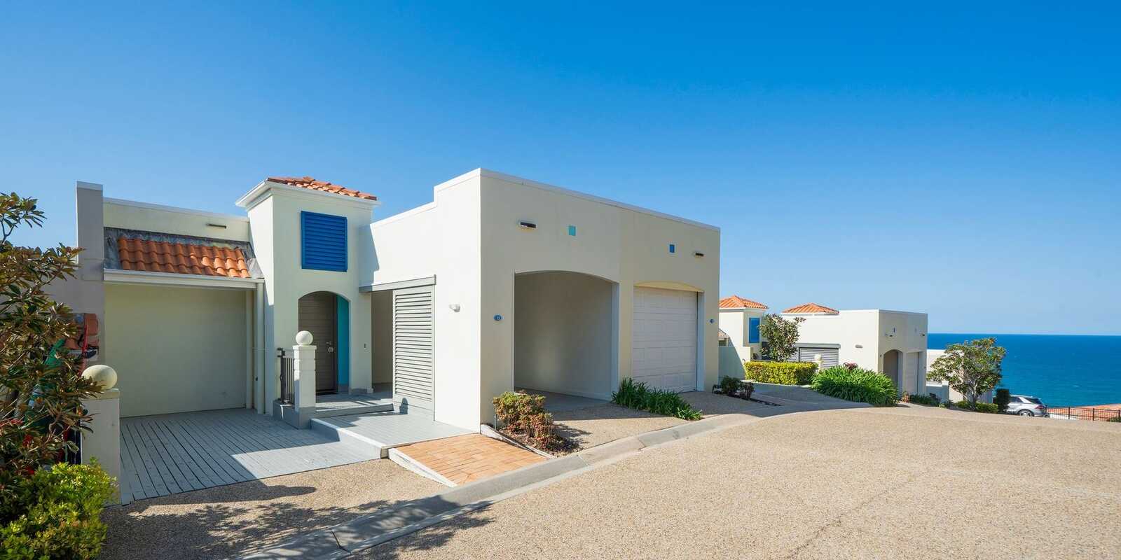 11/21 Bay Terrace Coolum Beach