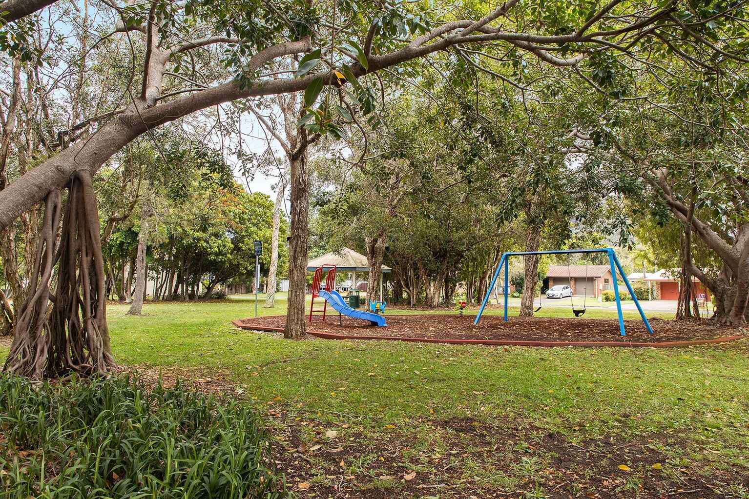 2/4 Ramilles Street Mount Coolum