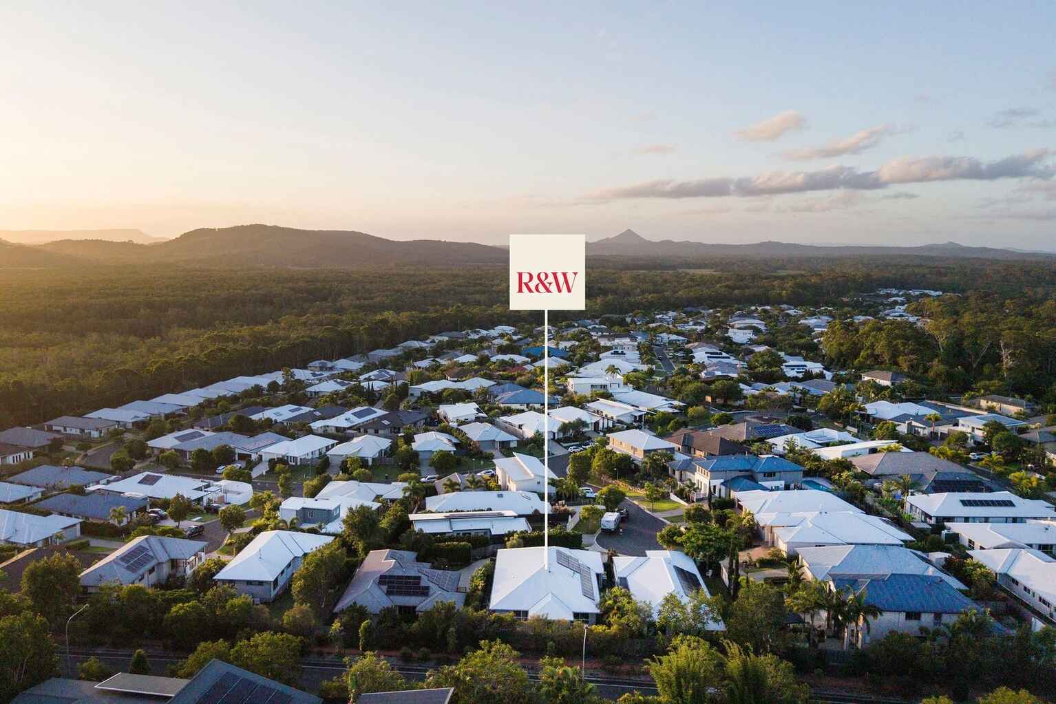 10 Tomoka Close Peregian Springs