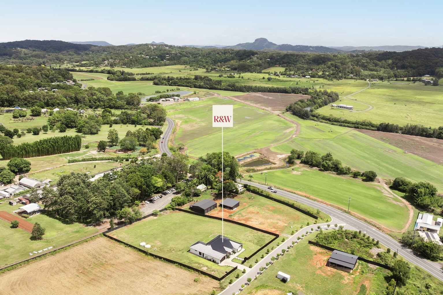 10 Summer Court Rosemount