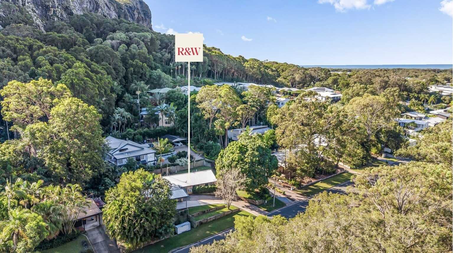 74 Suncoast Beach Drive Mount Coolum 74 Suncoast Beach Drive Mount Coolum