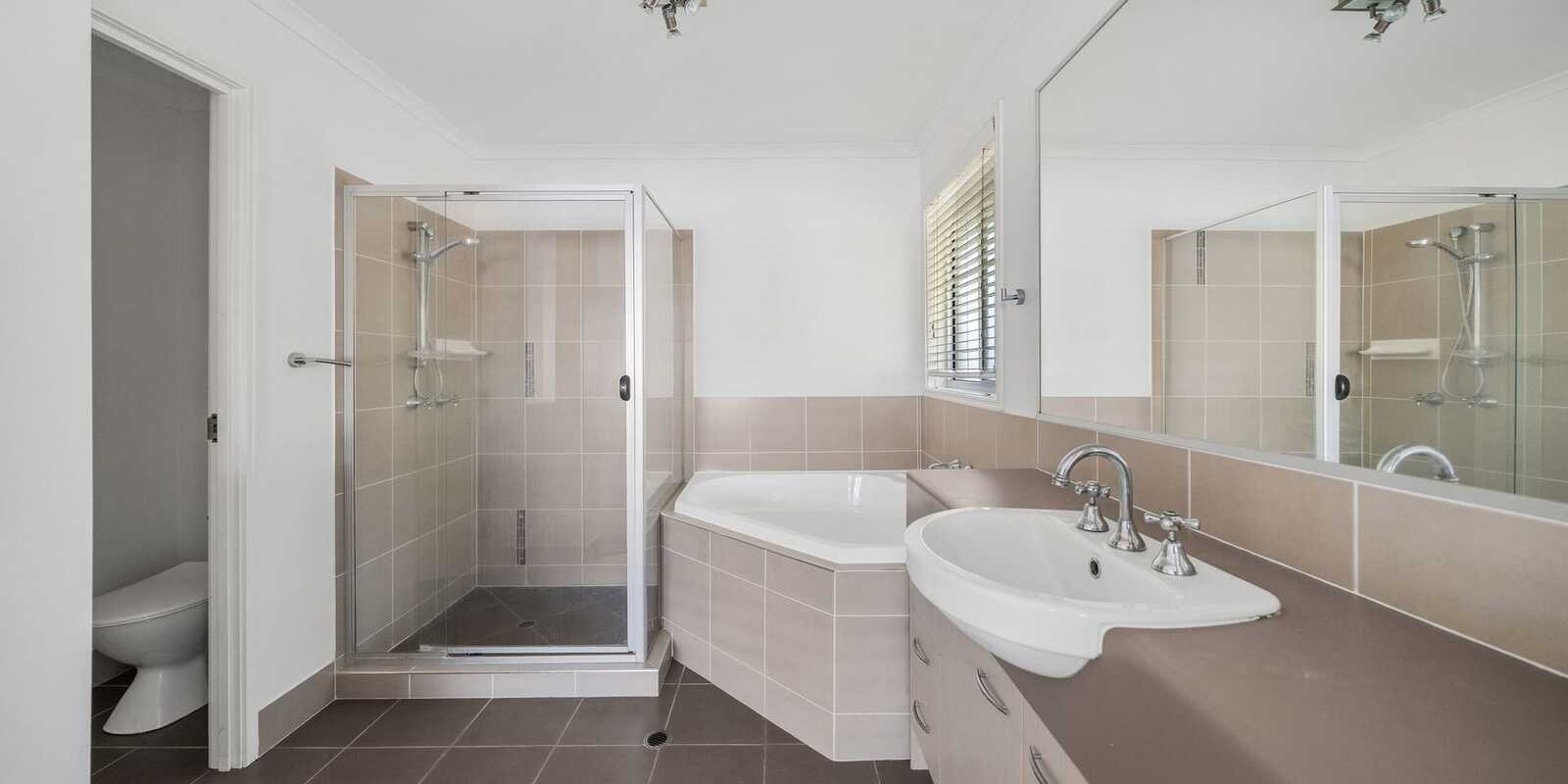 24 Tolkien Place Coolum Beach