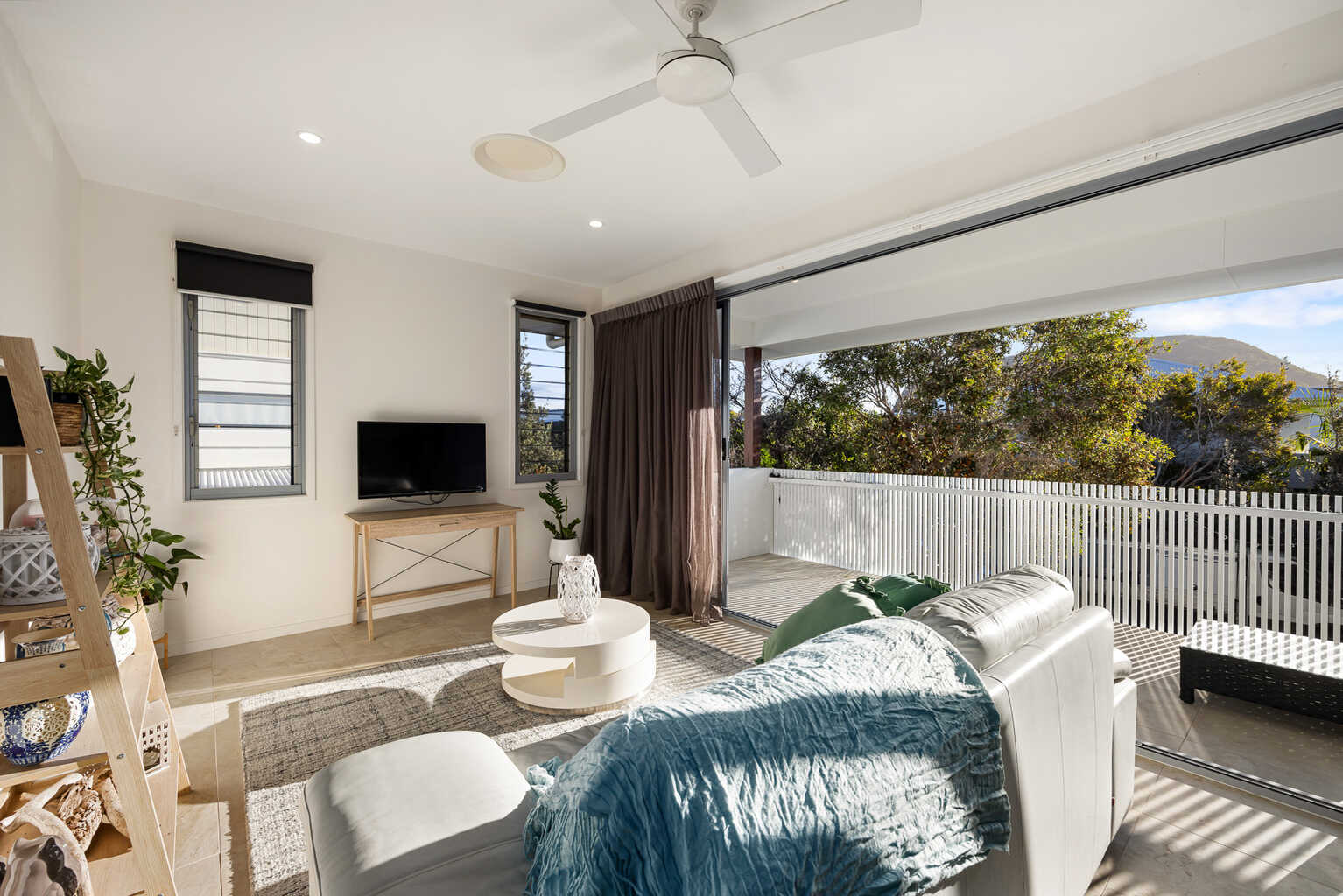 18 Belle Mare Avenue Yaroomba 18 Belle Mare Avenue Yaroomba
